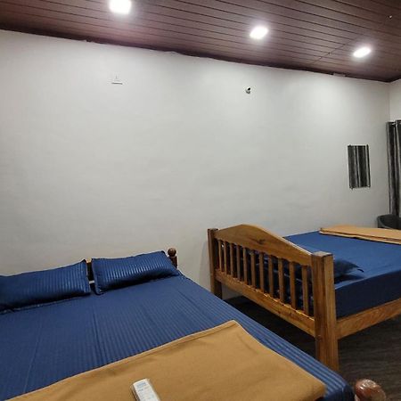 Golden Bright Hotel Gokarna  Kültér fotó
